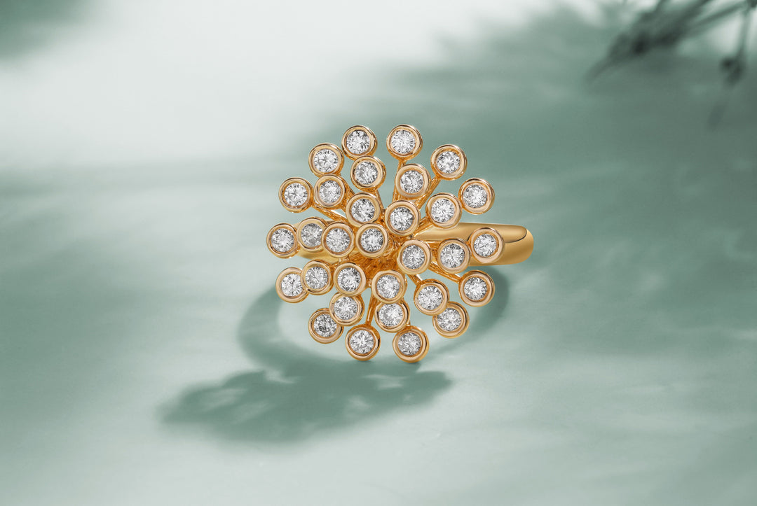 What makes a diamond sparkle?