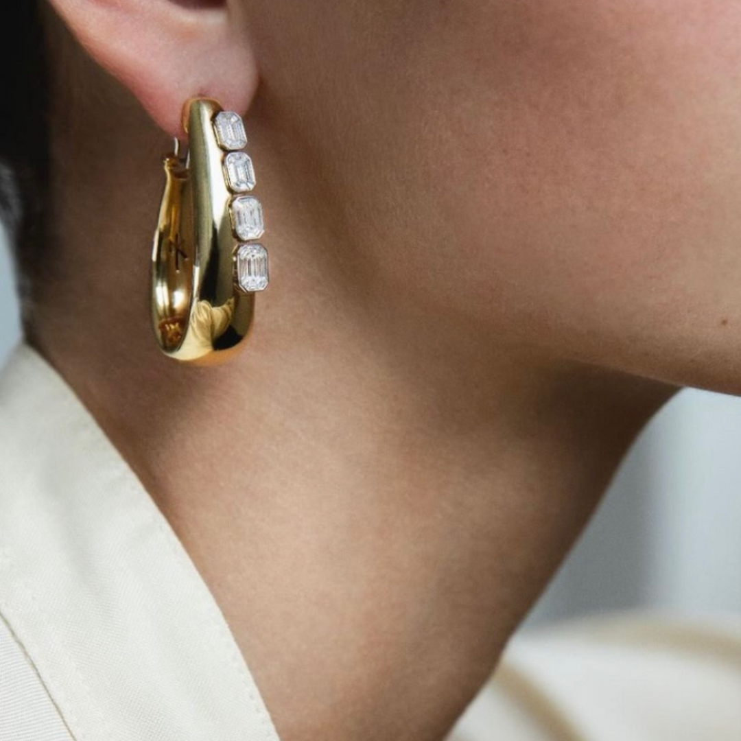 18K Gold Oval Illusion Set Diamond Hoops
