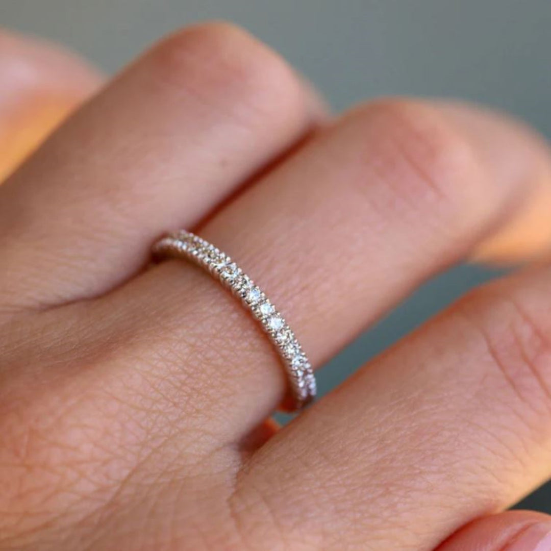 18K White Gold Diamond Eternity Band - Size 6.5