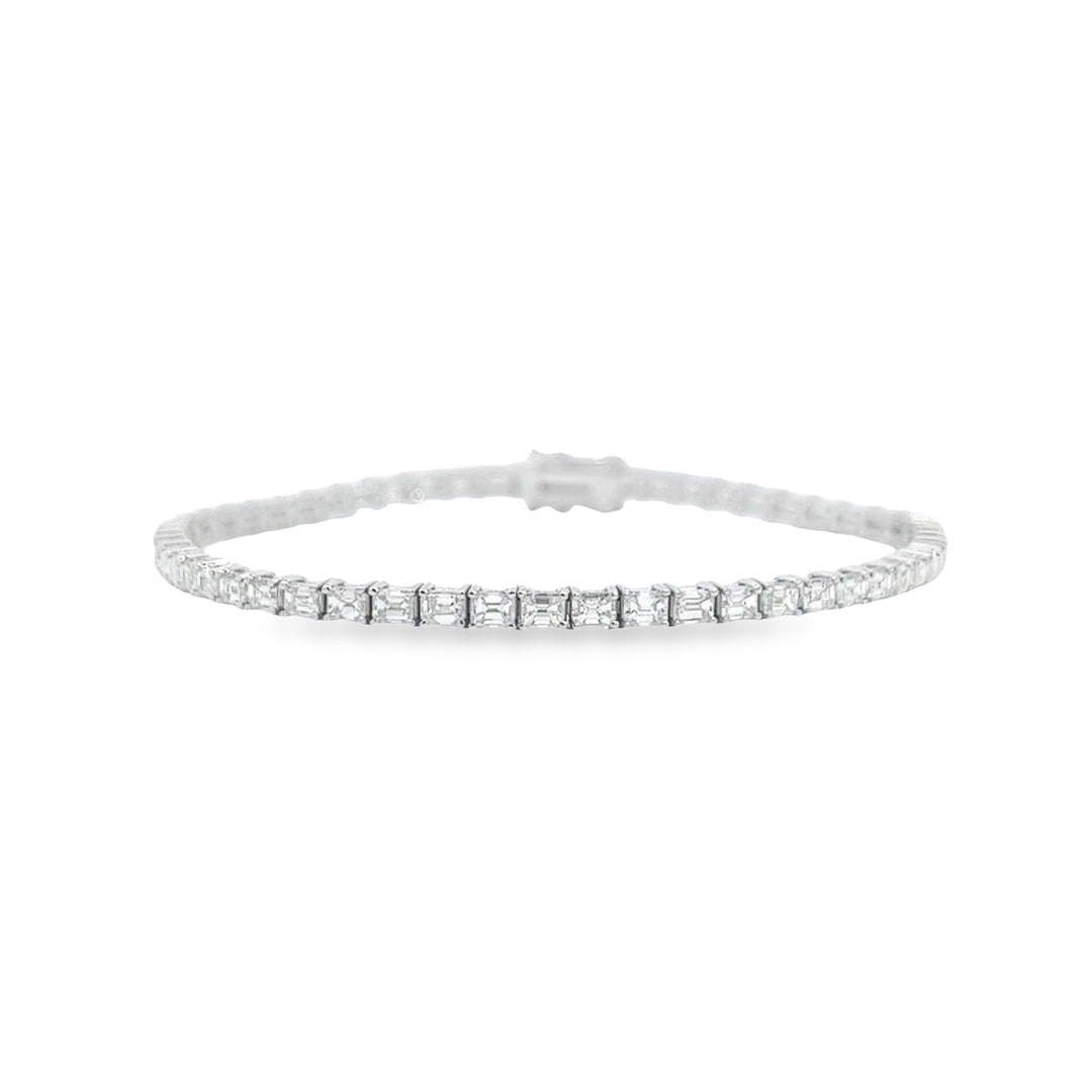 14K White Gold Emerald Cut Diamond Tennis Bracelet Set East to West Weighing 4.91cts