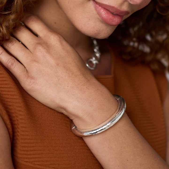 Silver Catalina Hinge Bangle