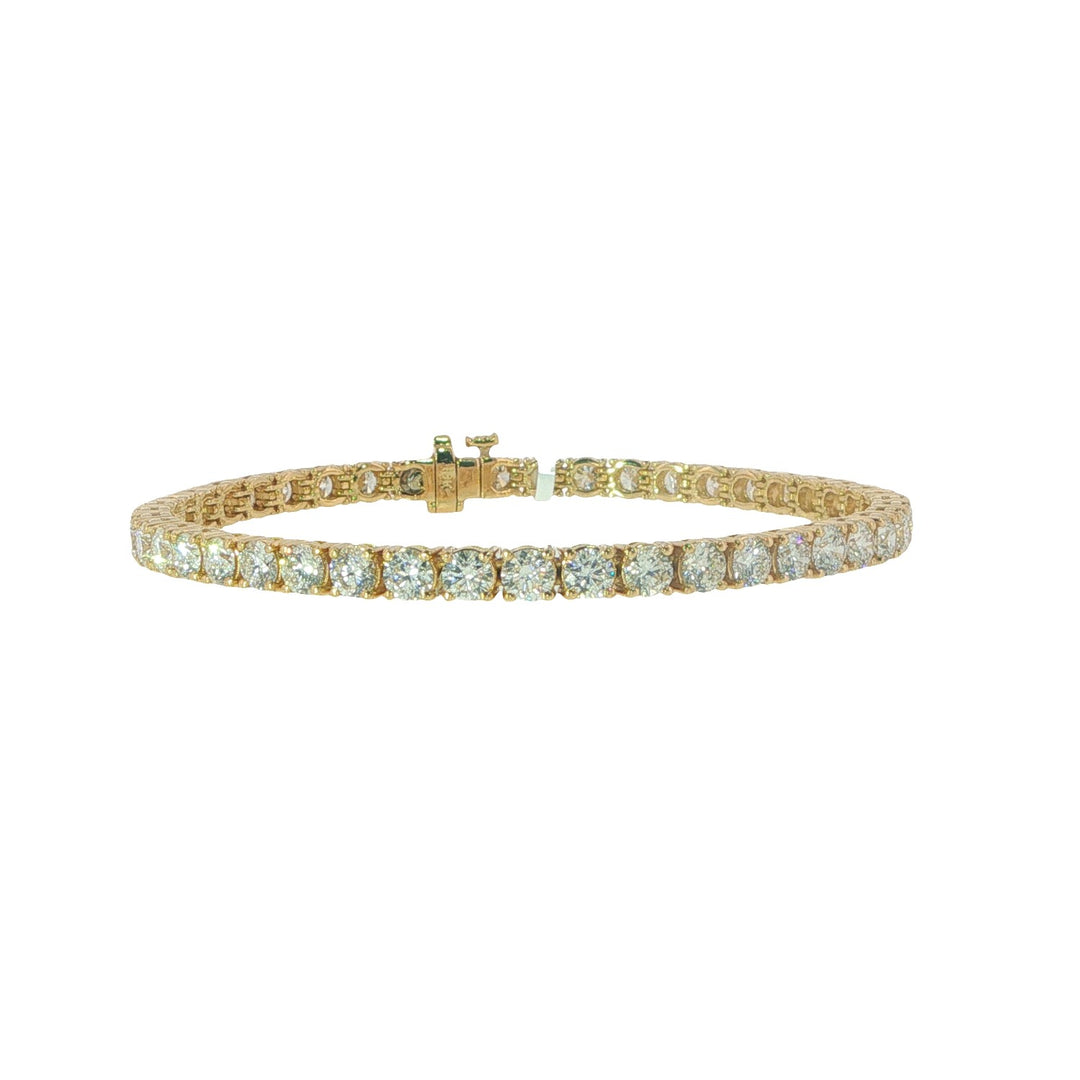 18K Yellow Gold Diamond Tennis Bracelet Weighing 8.29cts