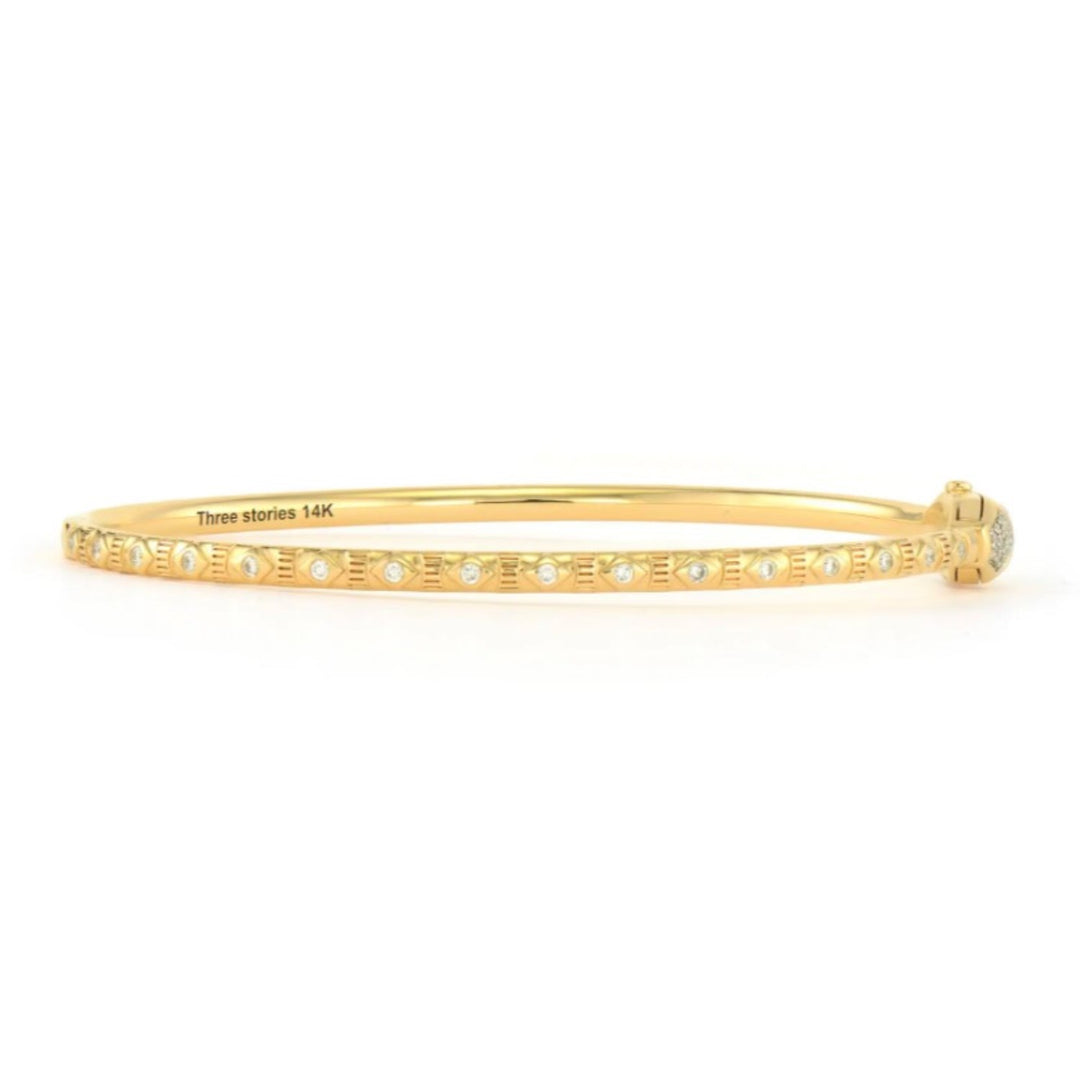 Diamondback Snake Bangle - 6.5"