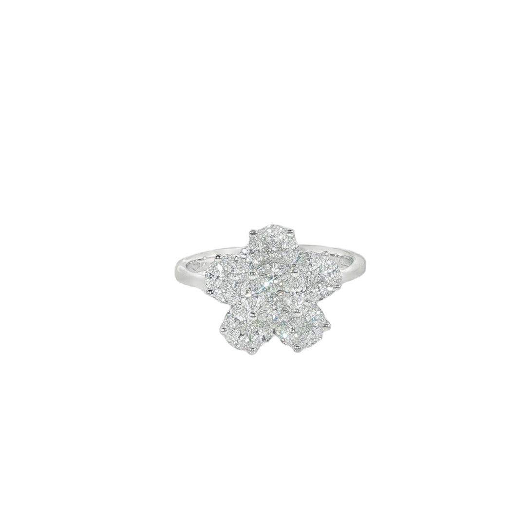 18K White Gold And Illusion Set Diamond Flower Ring - Size 7.25
