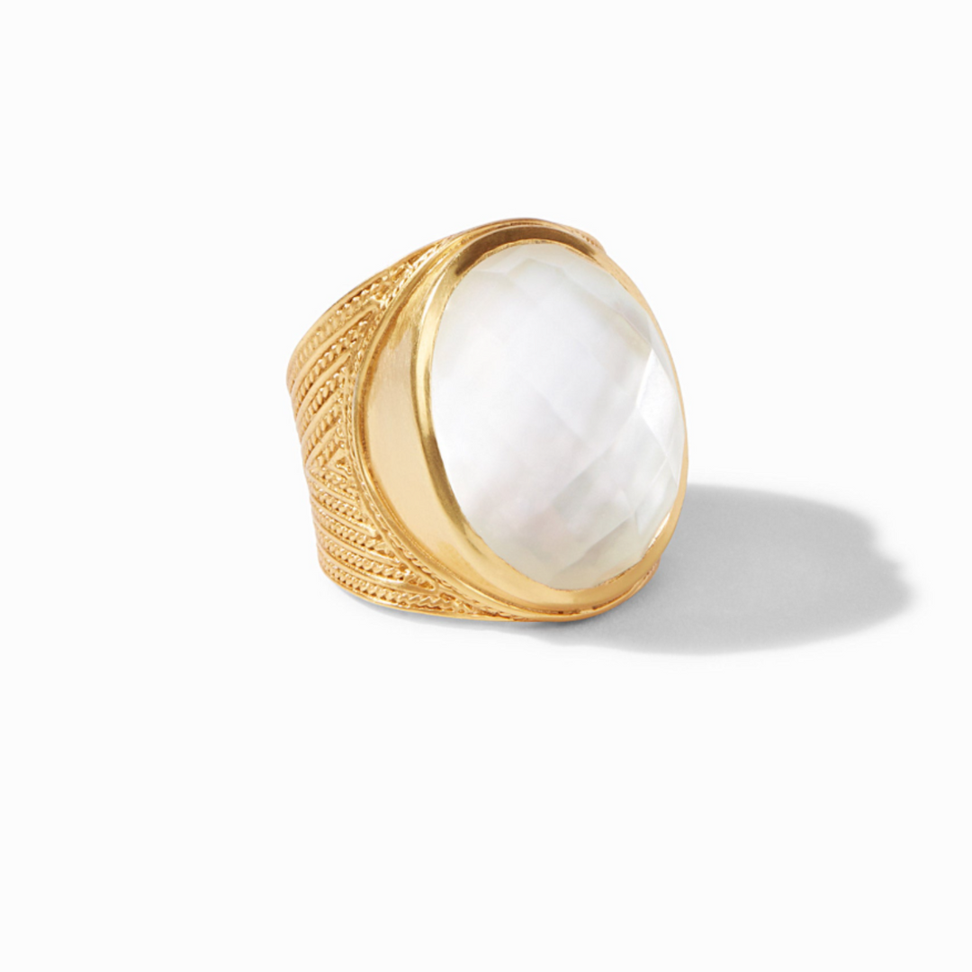 Verona Statement Ring In Iridescent Clear Crystal - Size 8