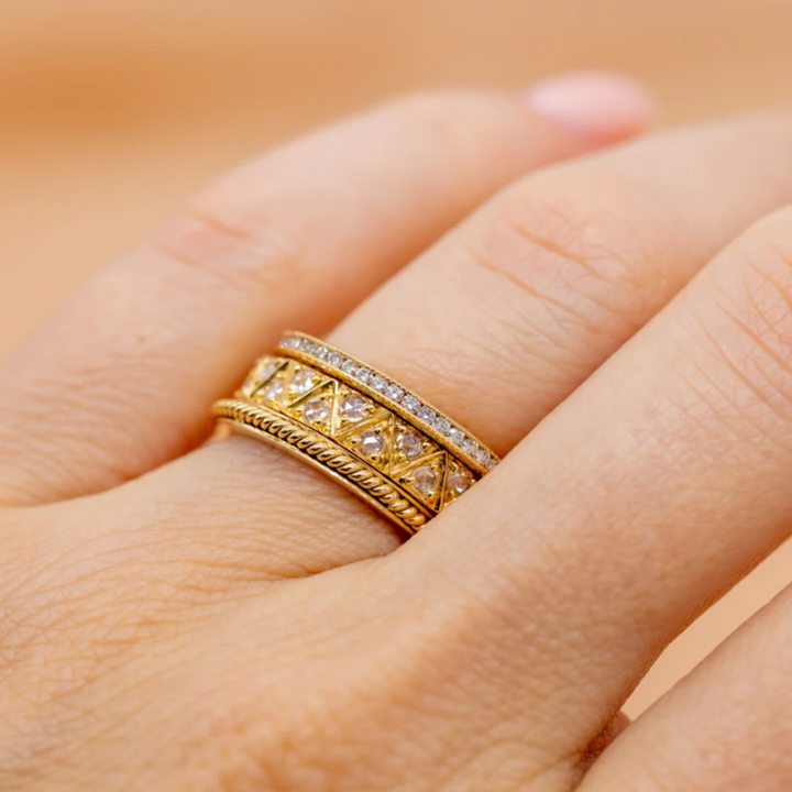 18K Yellow Gold Channel Rope Ring