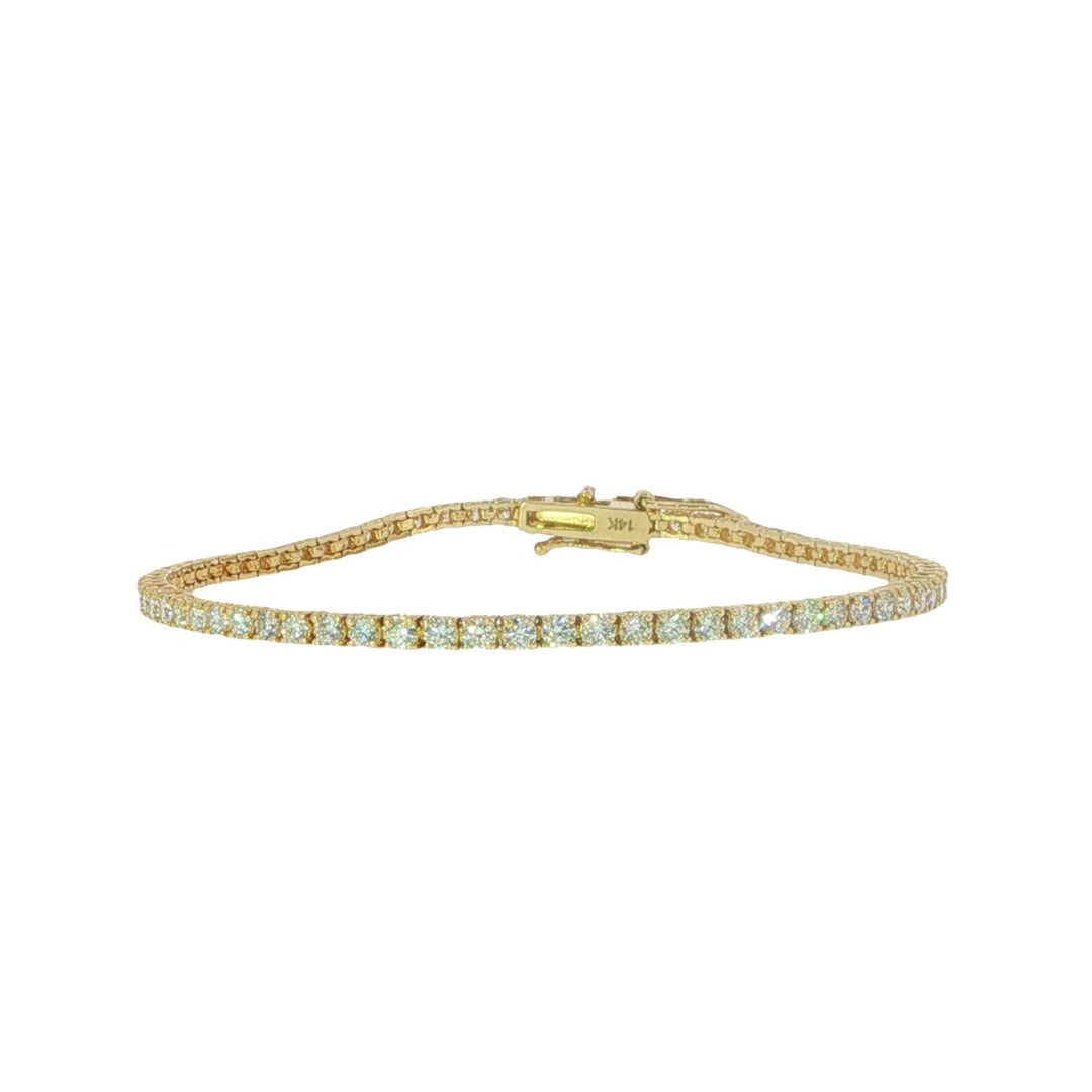 14K Yellow Gold Diamond Tennis Bracelet Weighing 2.76cts