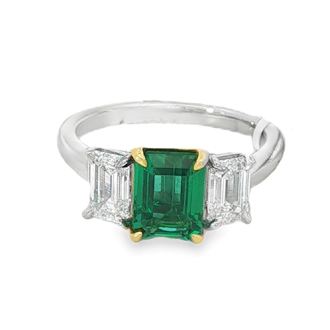 Platinum Ring With A Green Emerald Center Stone And Diamond Side Stones - Size 6.25
