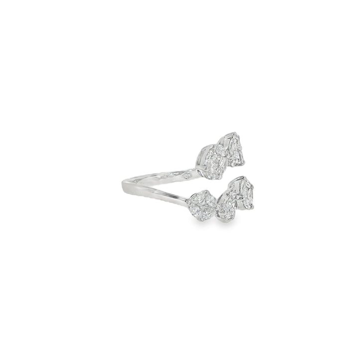 18K White Gold Double Row Ring With Fancy Shaped Illusion Set Diamonds - Size 7.5