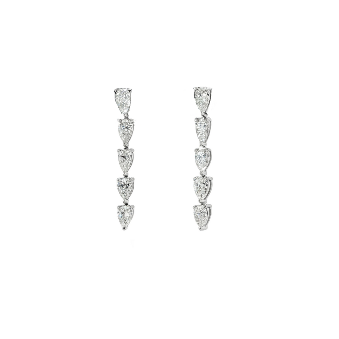 18K White Gold Graduated Pear Shaped Diamond Drop Earrings