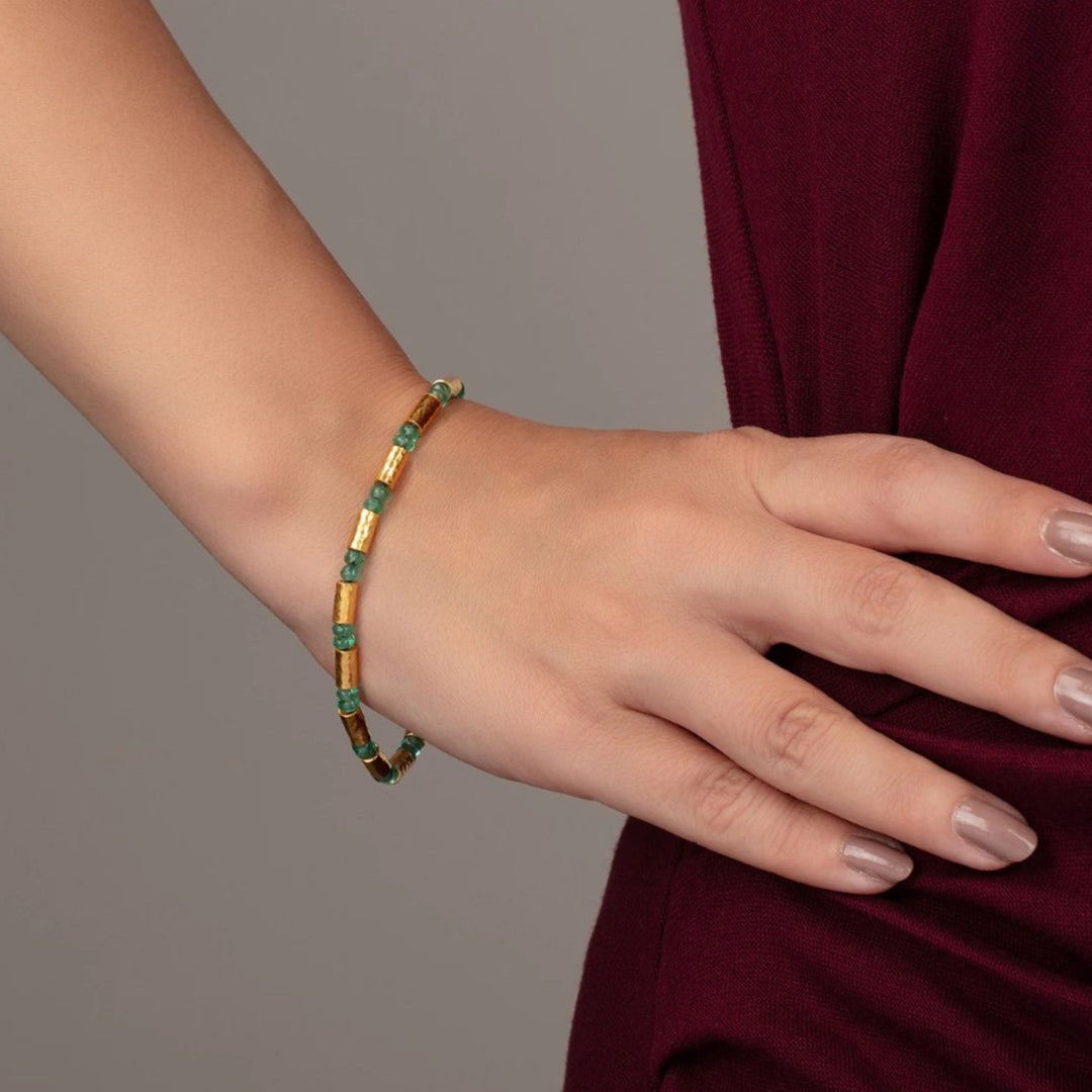 Gold Emerald Beaded Single-Strand Bracelet