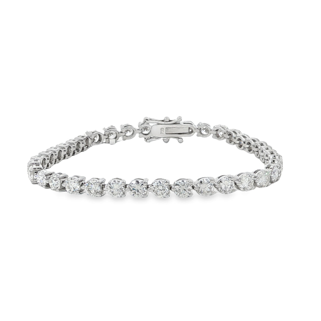 18K White Gold 3 Prong Diamond Tennis Bracelet Weighing 9cts