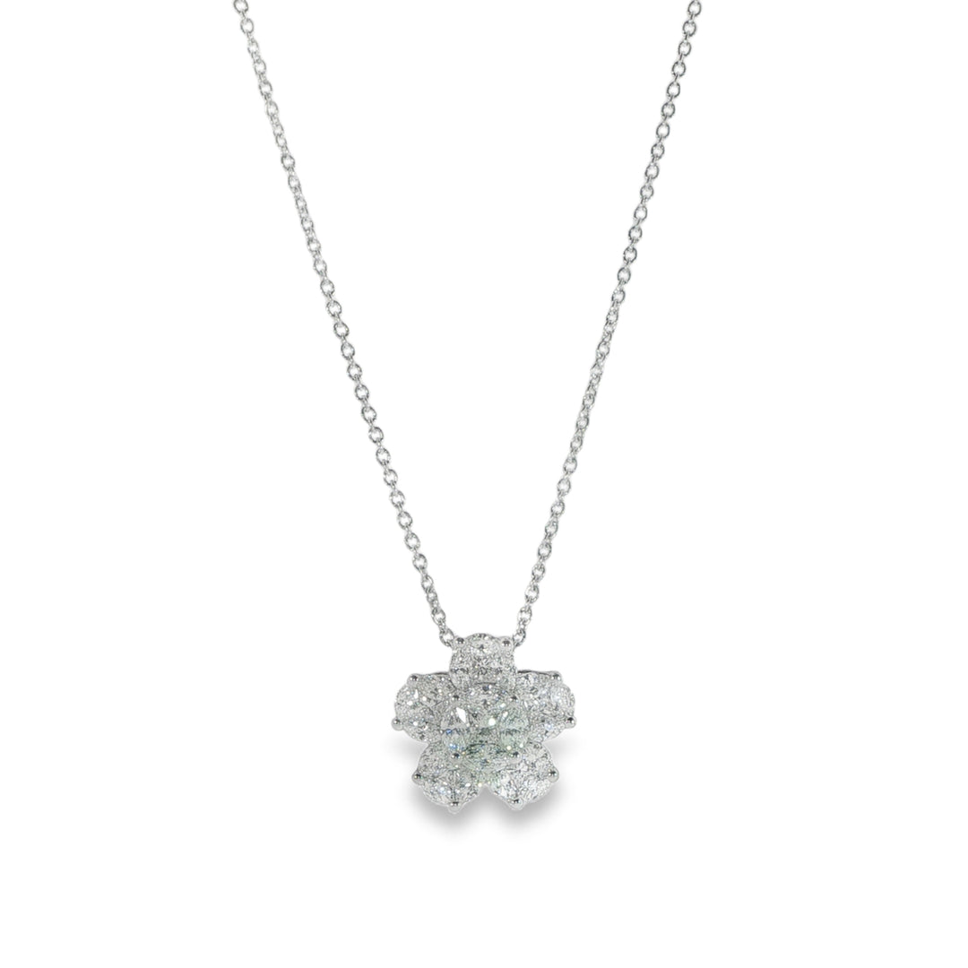 18K White Gold And Diamond Flower Pendant Necklace With Illusion Set Diamonds - 16"