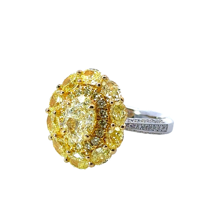 18K White And Yellow Gold Yellow Diamond Cocktail Ring - Size 7.25