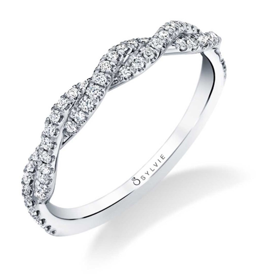 14K White Gold Round Cut Spiral Diamond Wedding Band With Intertwining Rows Of Diamonds - Size 6.5