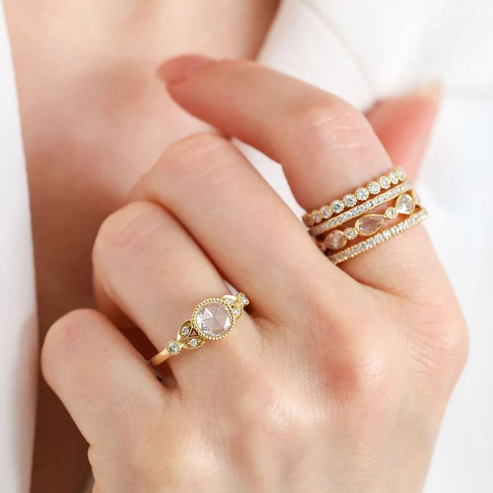 18K Yellow Gold Round Diamond Wedding Band - Size 6.5