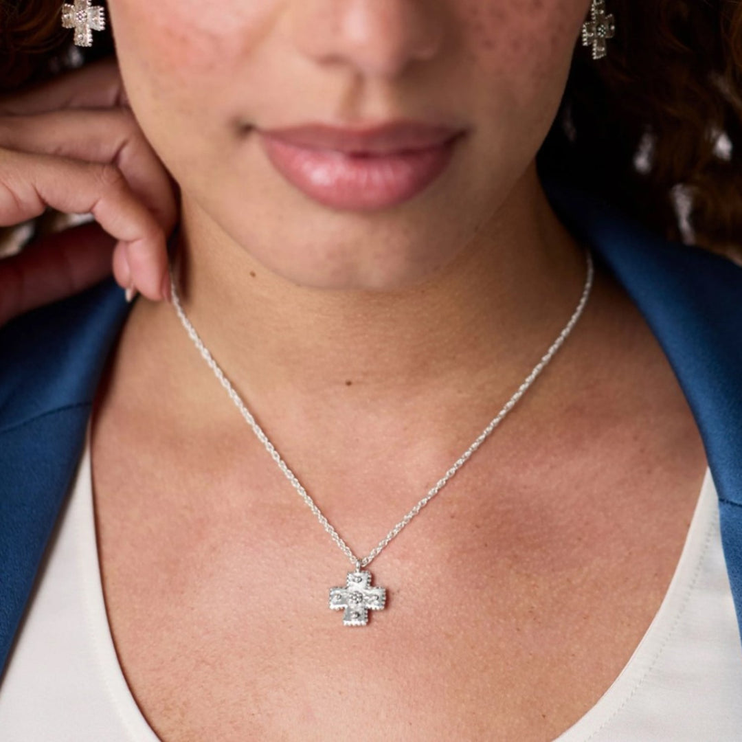 Canterbury Delicate Necklace
