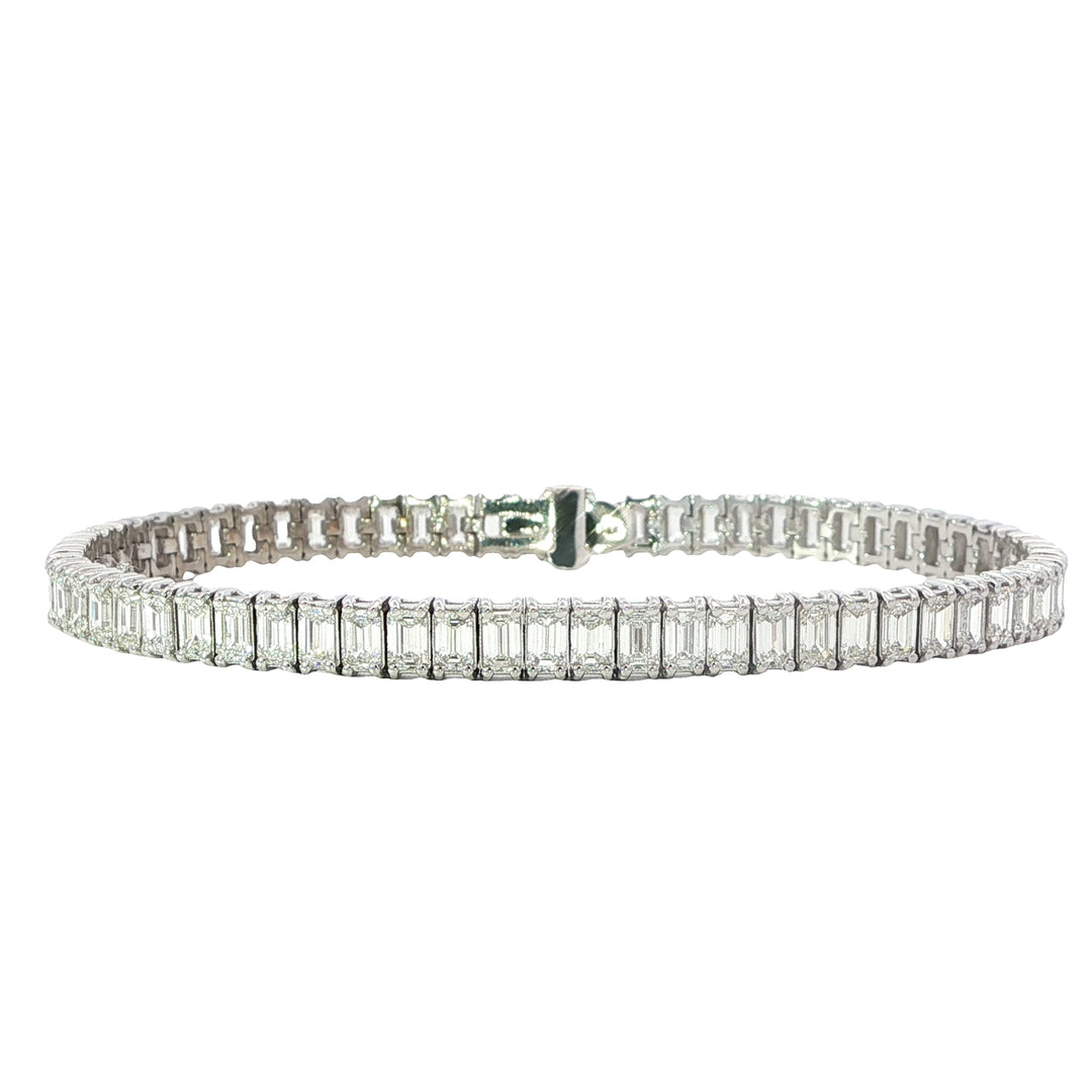 14K White Gold Emerald Cut Diamond Tennis Bracelet Weighing 8.14cts - 7"