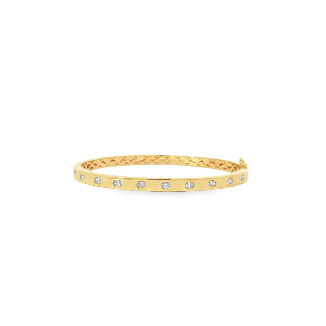 18K Yellow Gold Bangle With 11 Oval Diamonds