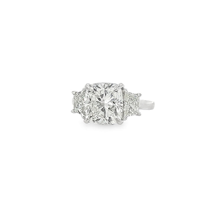 Platinum 3 Stone Diamond Ring With A Cushion Cut Center Stone and Trapezoid Side Stones - Size 6.25