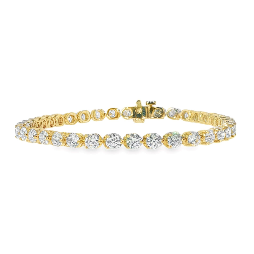 18K Yellow Gold 3 Prong Diamond Tennis Bracelet Weighing 7.58cts