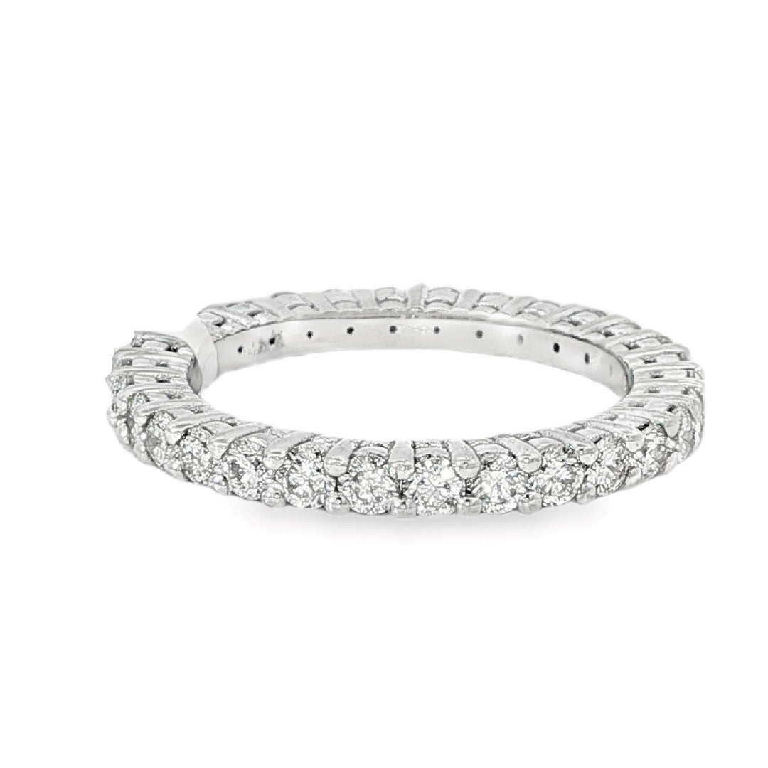 14K White Gold Wedding Band With 30 Round Diamonds Weighing 1.08cts - Size 4.75
