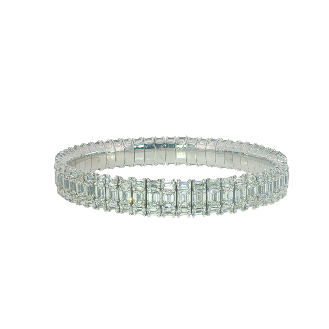 18K White Gold Diamond Stretch Bracelet Featuring Baguette Diamonds Weighing 21.54cts