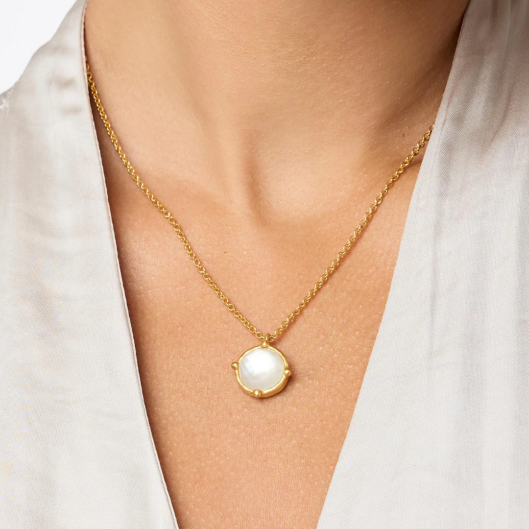 Honeybee Solitaire Necklace In Iridescent Clear Crystal