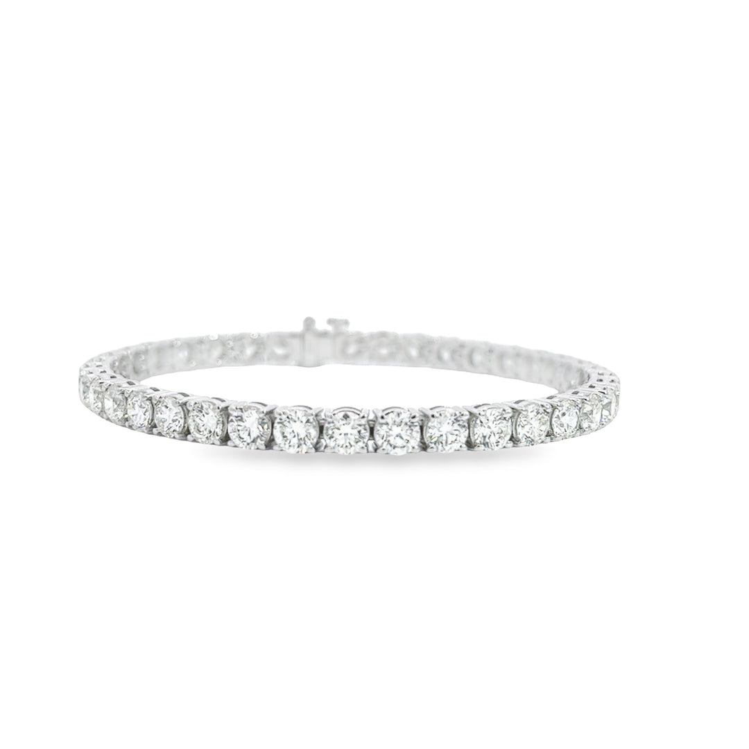 18K White Gold Round Diamond Tennis Bracelet Weighing 11.56cts