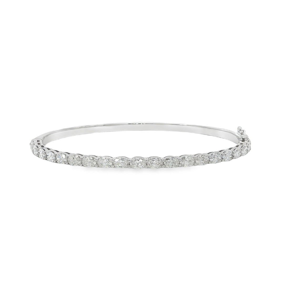 18K White Gold Oval Cut Diamond Bangle