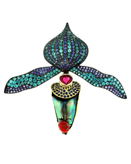 Paula Crevoshay  "Midnight Seduction" Ladyslipper Orchid brooch featuring a 28.89ct natural abalone pearl from Mexico as well as sapphires, blue zircon, black diamond and coral. This one-of-a-kind brooch formed part of Crevoshay's "Garden of Light" exhibition at the Carnegie Museum